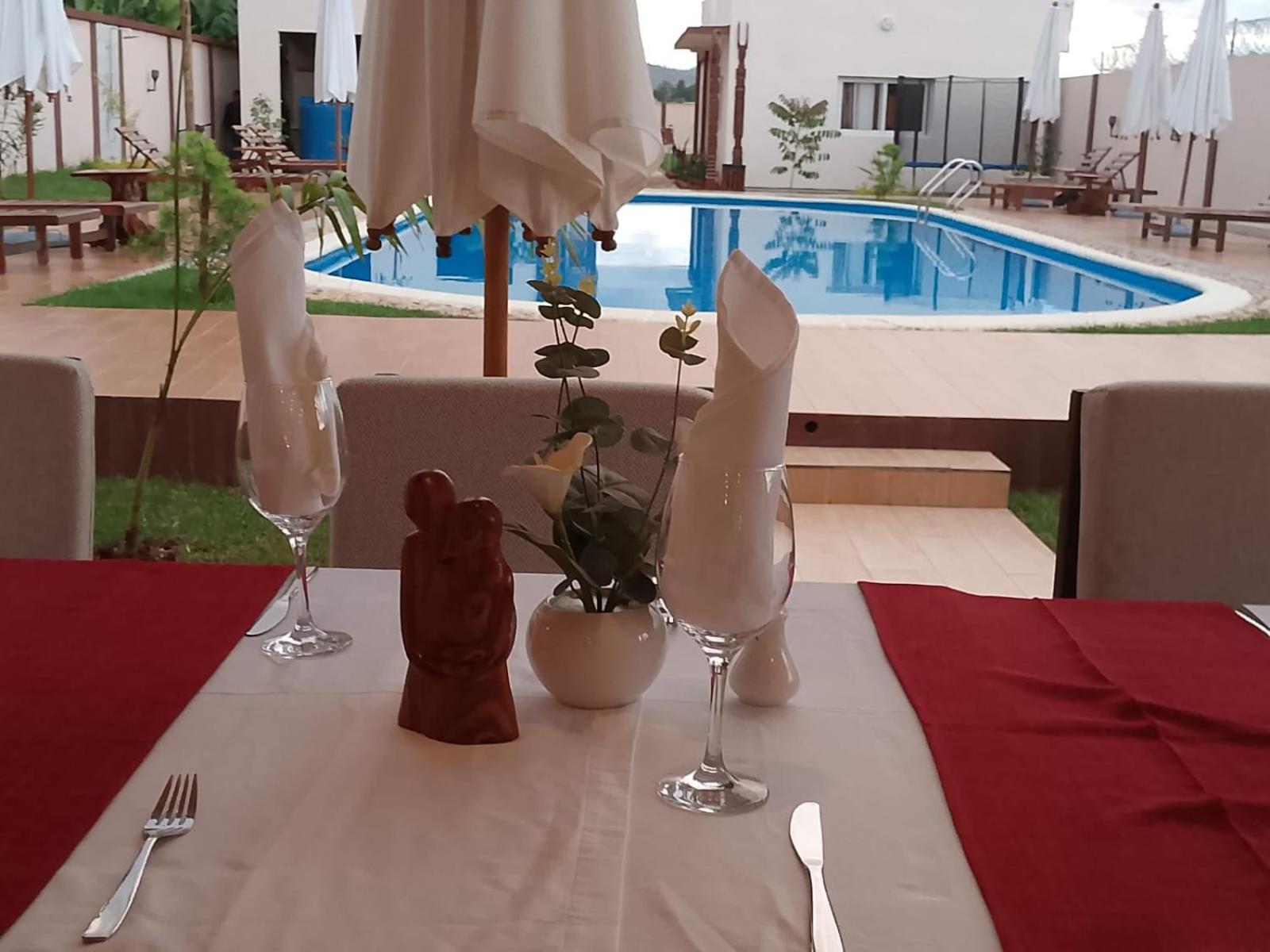 Bira Hotel Antsirabe Bagian luar foto