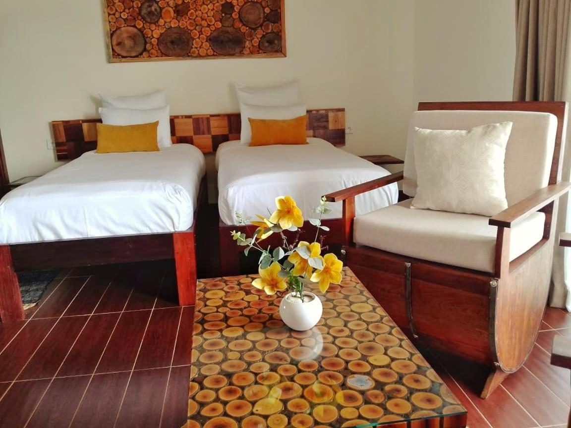 Bira Hotel Antsirabe Bagian luar foto