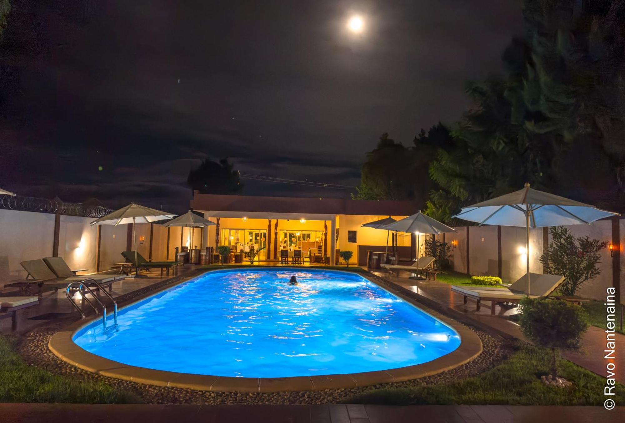 Bira Hotel Antsirabe Bagian luar foto