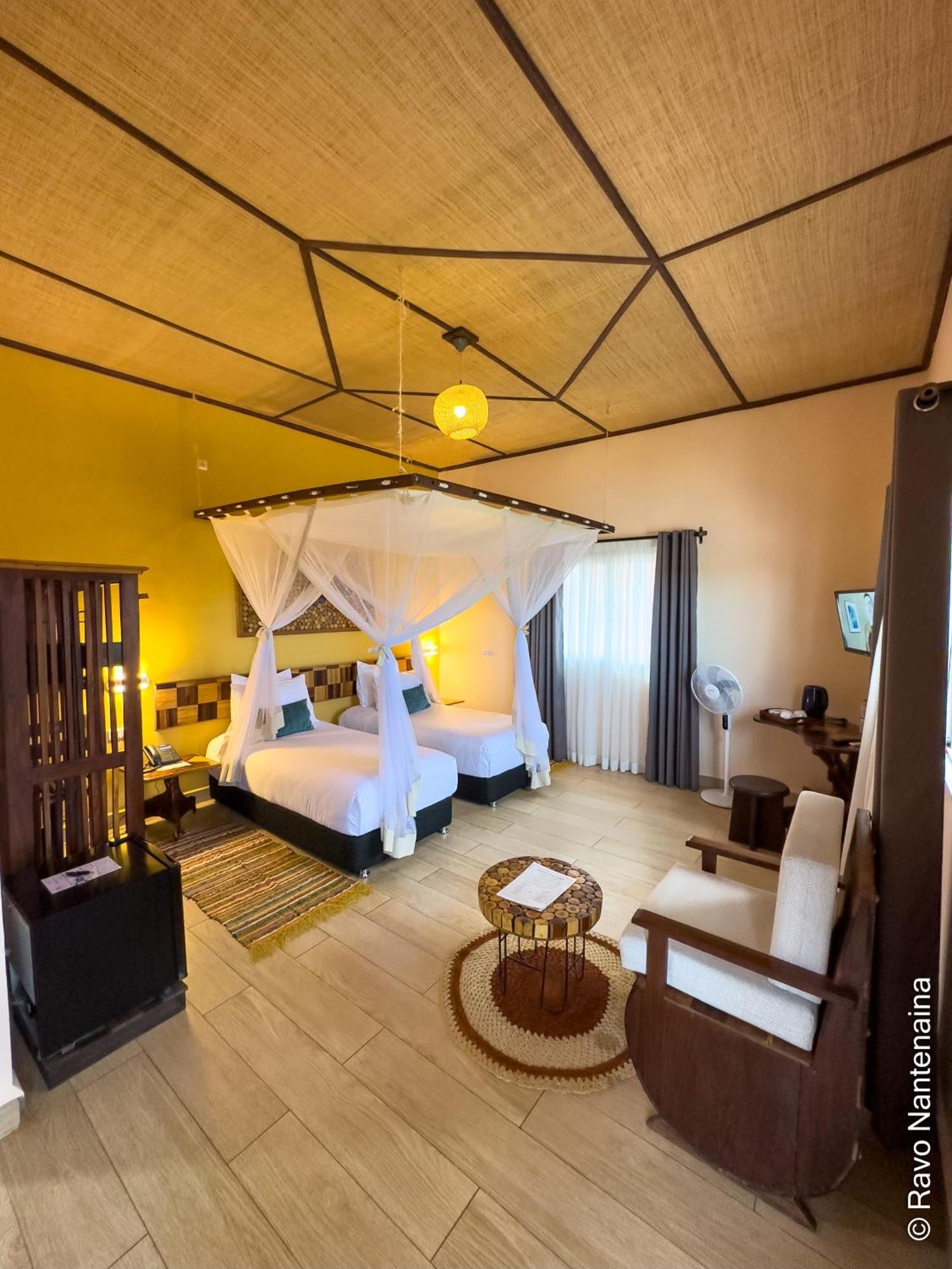 Bira Hotel Antsirabe Bagian luar foto